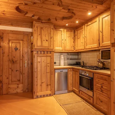 Apartment Casa Lacedel 2, On Slopes *