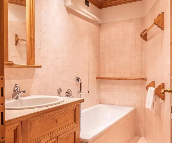 Апартаменты Casa Lacedel 2, On Slopes Кортина-д'Ампеццо